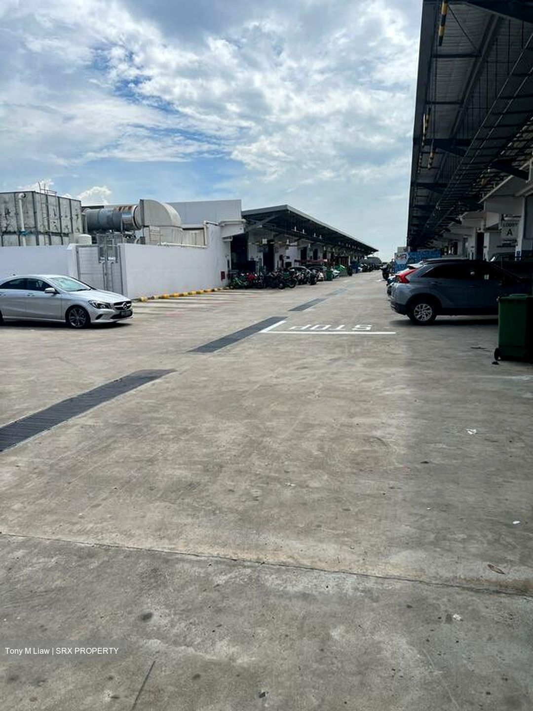 Premier @ Kaki Bukit (D14), Factory #496609701